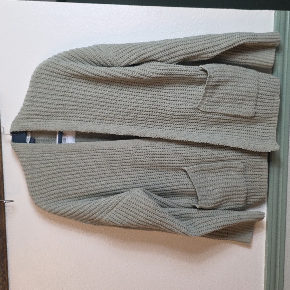 American Eagle Outfitters Sage Green Cardigan Sweater Large - Picture 4 of 12